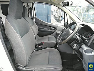 NISSAN NV200 2018