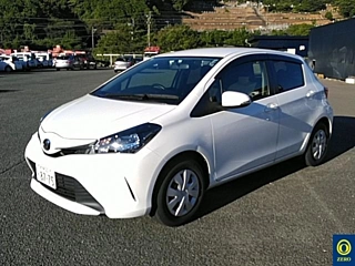 TOYOTA VITZ 2014