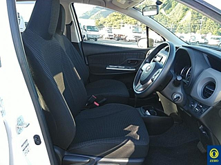 TOYOTA VITZ 2014
