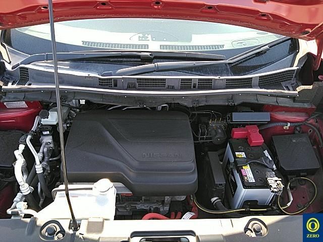 NISSAN LEAF 2017