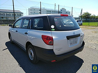 NISSAN AD 2020