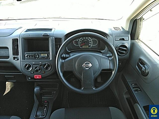 NISSAN AD 2019