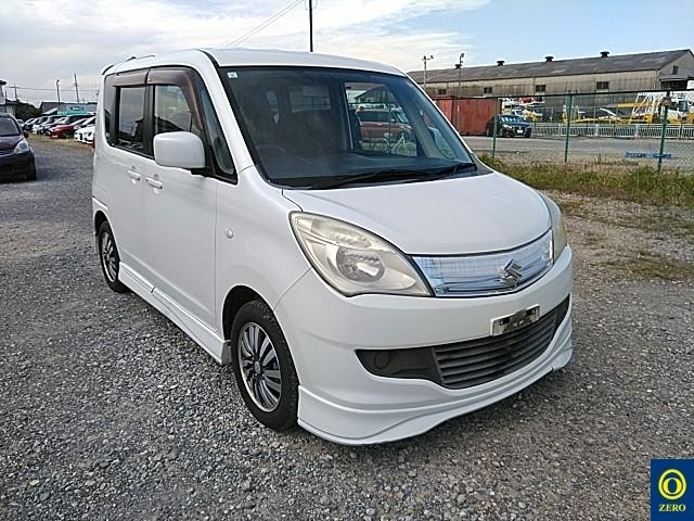 SUZUKI SOLIO 2011