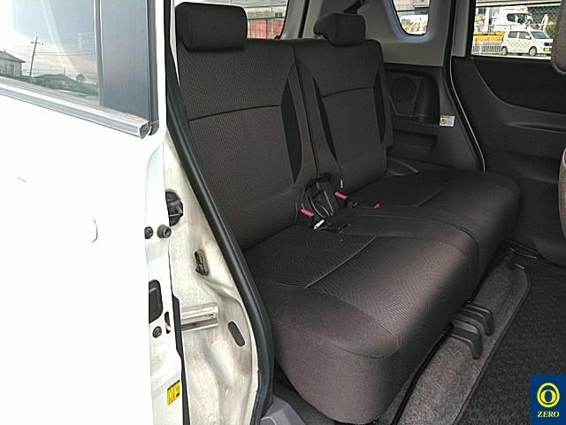 SUZUKI SOLIO 2011