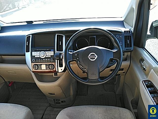 NISSAN SERENA 2009