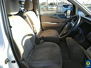 NISSAN SERENA 2009
