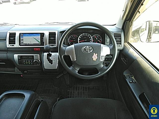 TOYOTA HIACE VAN 2019