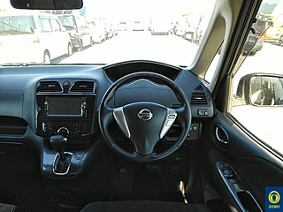 NISSAN SERENA 2012