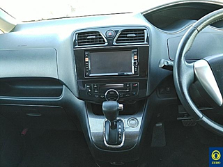 NISSAN SERENA 2012