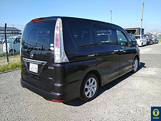 NISSAN SERENA 2011