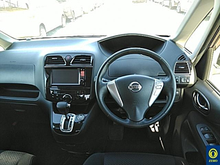 NISSAN SERENA 2011