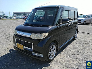 DAIHATSU TANTO 2009
