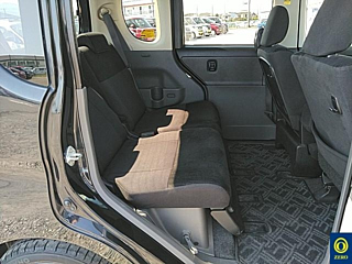 DAIHATSU TANTO 2009