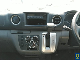 NISSAN CARAVAN 2014