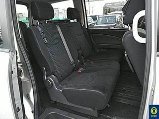 NISSAN SERENA 2013