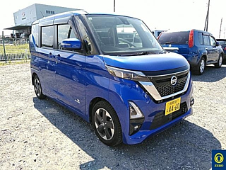 NISSAN ROOX 2021