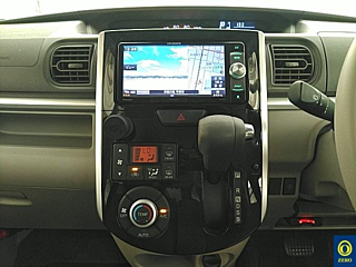 DAIHATSU TANTO 2016