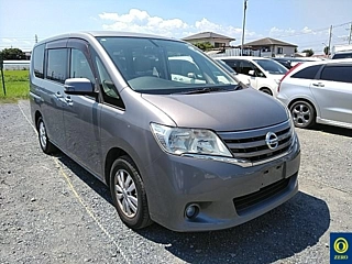 NISSAN SERENA 2011