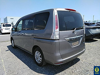 NISSAN SERENA 2011
