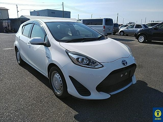 TOYOTA AQUA 2020
