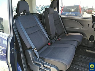 NISSAN SERENA 2017