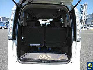 NISSAN SERENA 2013