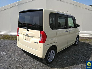 DAIHATSU TANTO 2018
