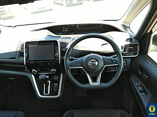 NISSAN SERENA 2018