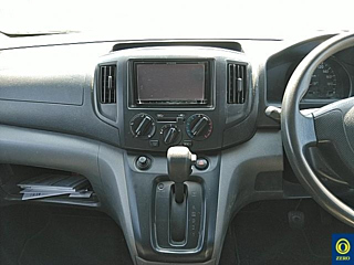 NISSAN NV200 2014