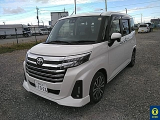 TOYOTA ROOMY 2023