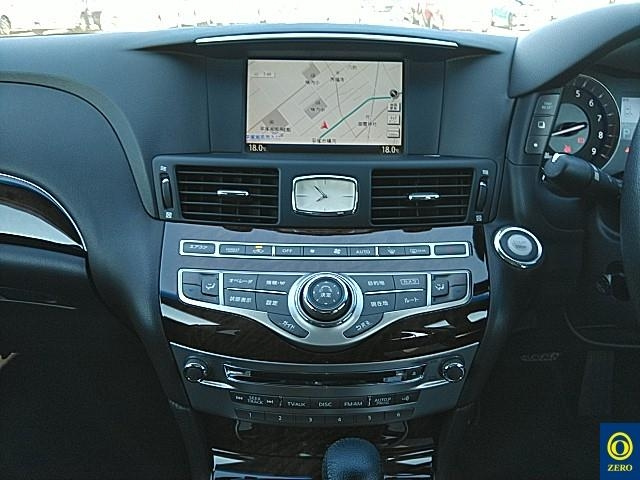 NISSAN FUGA 2009