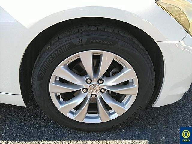 NISSAN FUGA 2009