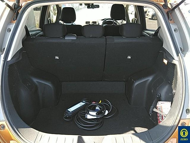 NISSAN LEAF 2016