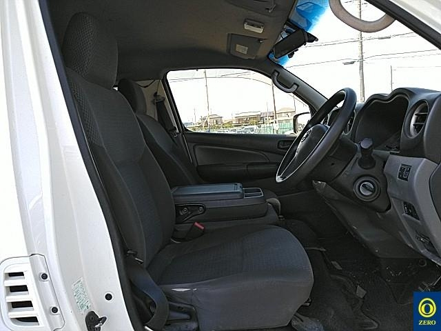 NISSAN CARAVAN VAN 2015