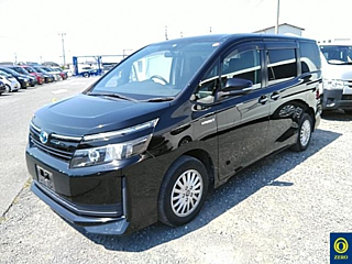 TOYOTA VOXY 2014