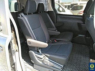 TOYOTA VOXY 2014