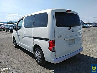 NISSAN NV200 2011