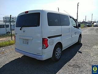NISSAN NV200 2011