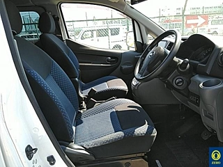 NISSAN NV200 2011