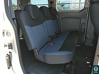 NISSAN NV200 2011
