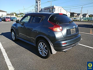 NISSAN JUKE 2012
