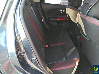 NISSAN JUKE 2012