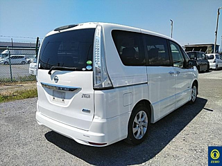 NISSAN SERENA 2013