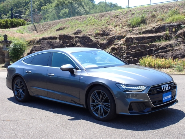 AUDI A7 2022