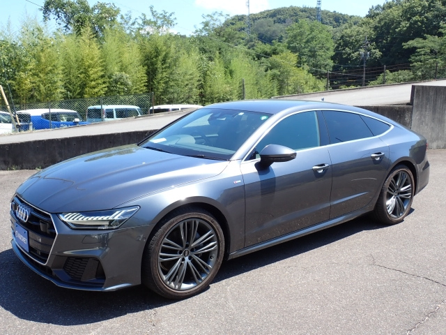 AUDI A7 2022