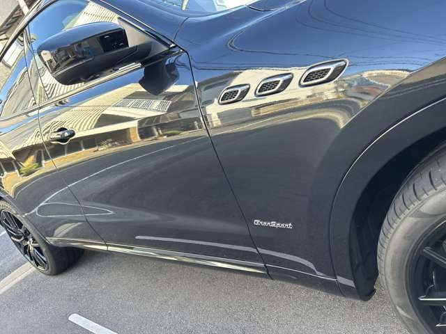 MASERATI LEVANTE 2020