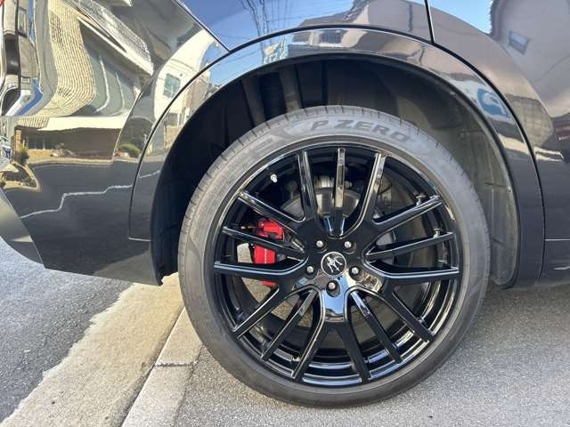MASERATI LEVANTE 2020