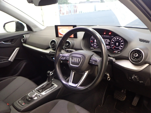 AUDI Q2 2022