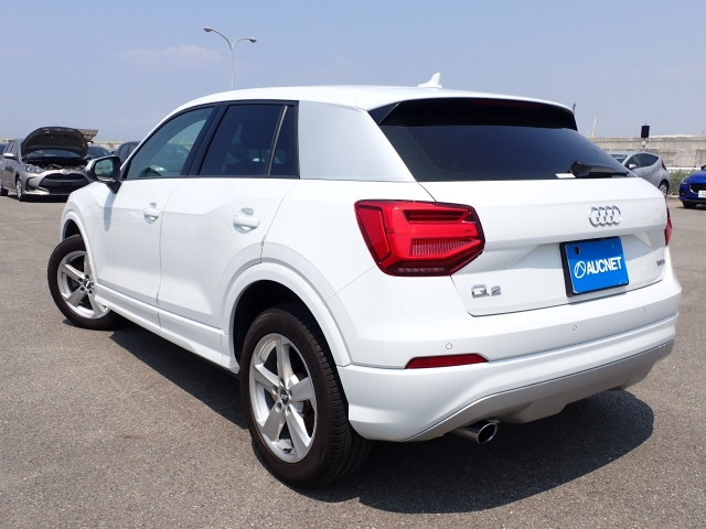 AUDI Q2 2018