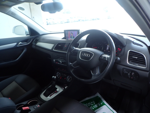 AUDI Q3 2015